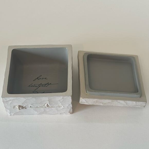 Willow Tree "From the Heart" Trinket Box 2003 - Picture 3 of 6